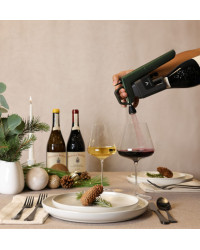 Coravin Timeless Six+ Limited Edition Forest Green: Taste and preserve your wine for months, or even years.