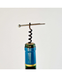 Emergency corkscrew "Jan" in its Bordeaux vegetable-tanned leather case