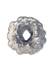 Christmas Crown Bundt® Cake Pan Silver