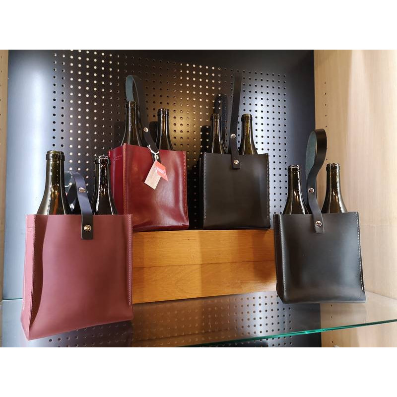 Wine bag for 2 bottles in recycled leather | Bandit Manchot